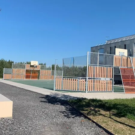 Ici, Vous Serez Comme Pierre, Bien Loti ! * Hendaye