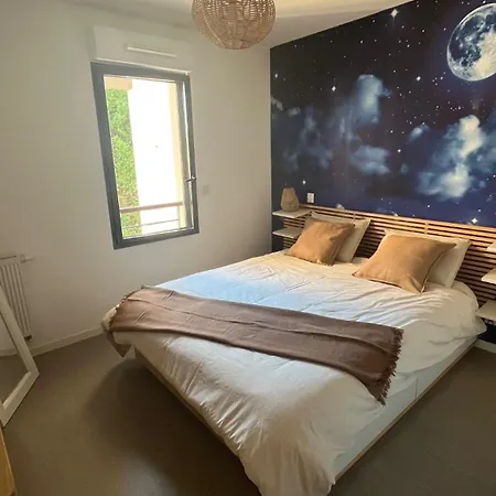 Apartment Ici, Vous Serez Comme Pierre, Bien Loti !